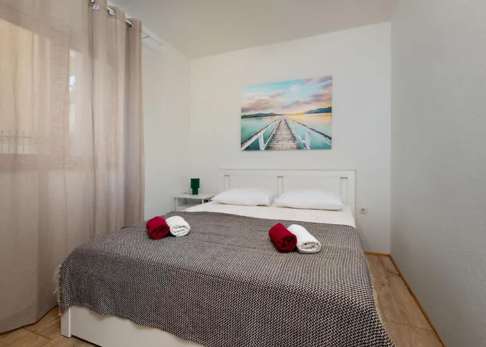 Dalero 3 By Interhome Apartment *