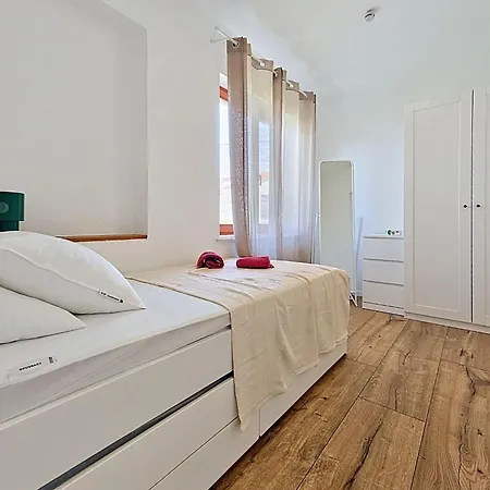 דירה Dalero 1 By Interhome טרוגיר